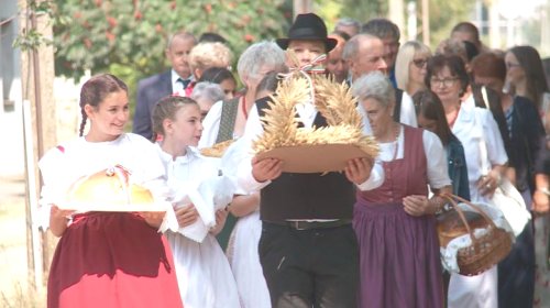 Szent István-napi kenyérszentelési ünnepséget tartottak Tornyoson